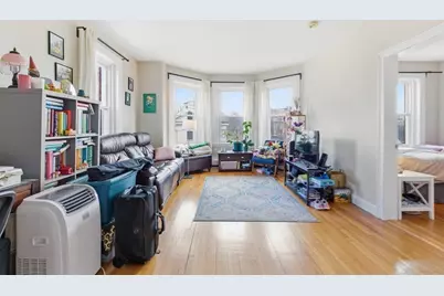 18 Centre St #304, Cambridge, MA 02139 - Photo 5