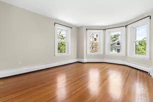 18 Centre St, Cambridge, MA 02139 - Photo 1