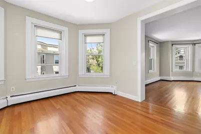 18 Centre St #304, Cambridge, MA 02139 - Photo 5
