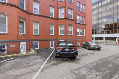 18 Centre St #304, Cambridge, MA 02139 - Photo 15