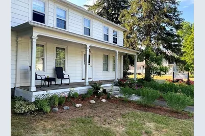 58 South East Street #3, Amherst, MA 01002 - Photo 1