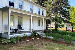 58 S East St, Amherst, MA 01002 - Photo 1