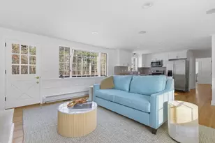 Six Glen Dr, Lynnfield, MA 01940 - Photo 11