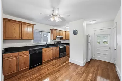 66 Gordon St, Somerville, MA 02144 - Photo 15