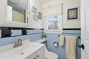 223 Edgewater Dr, Framingham, MA 01702 - Photo 25