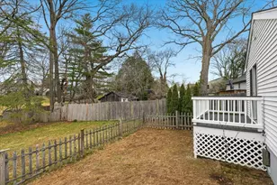 223 Edgewater Dr, Framingham, MA 01702 - Photo 33