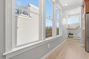 362 Bunker Hill St, Boston, MA 02129 - Photo 17