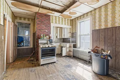 15 Hamilton Ave, Lynn, MA 01902 - Photo 9