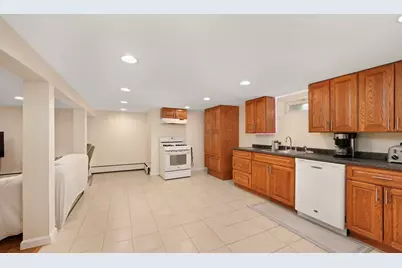 98 Gloucester St, Providence, RI 02908 - Photo 33