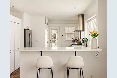 11 Hillview Ave, Boston, MA 02131 - Photo 29