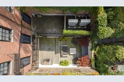 75 Hancock St, Boston, MA 02114 - Photo 23