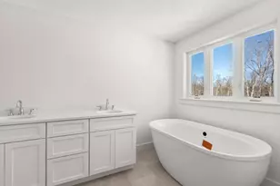 Lot 8 Elmwood Ave, Holden, MA 01520 - Photo 13