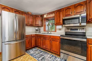 159 Waterford St, Gardner, MA 01440 - Photo 9