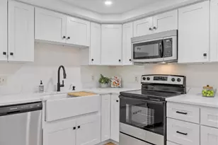 75 Page Rd, Bedford, MA 01730 - Photo 15