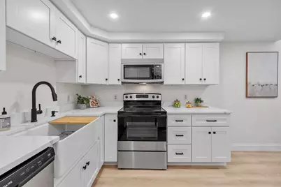 75 Page Road #20, Bedford, MA 01730 - Photo 17