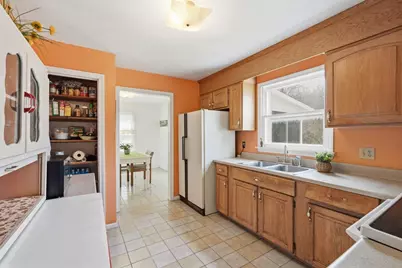 1731 S East Street, Amherst, MA 01002 - Photo 13