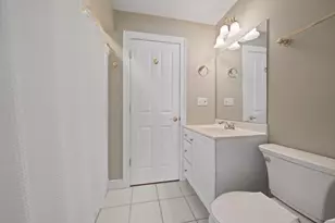 43 Sandtrap Cir, Weymouth, MA 02190 - Photo 21