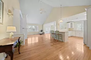 43 Sandtrap Cir, Weymouth, MA 02190 - Photo 7