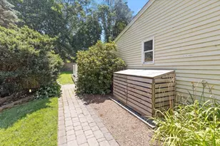 31 Chief Justice Cushing Hwy, Hingham, MA 02043 - Photo 21