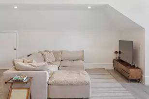 10 Congress St, Amesbury, MA 01913 - Photo 9