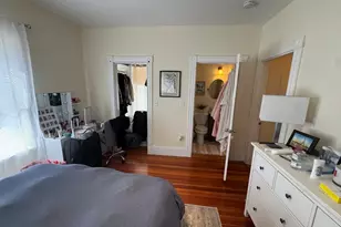 5 Oak Square Ave, Boston, MA 02135 - Photo 9