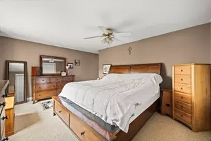 21 Alcott Cir, Taunton, MA 02780 - Photo 27