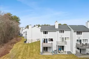 21 Alcott Cir, Taunton, MA 02780 - Photo 5