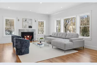 1 Plymouth Rd, Winchester, MA 01890 - Photo 5