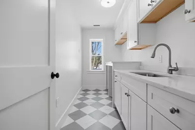 1 Plymouth Rd, Winchester, MA 01890 - Photo 23