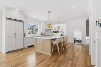 1 Plymouth Rd, Winchester, MA 01890 - Photo 9