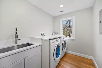 1568 Washington St, Braintree, MA 02184 - Photo 23