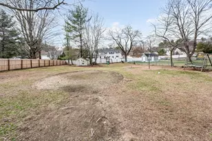 28 Stedman St, Chelmsford, MA 01824 - Photo 29