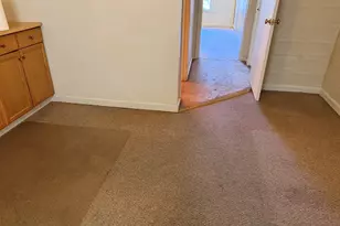 87 Chestnut St, Gardner, MA 01436 - Photo 1