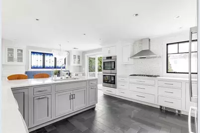 8 Arnold Street, Needham, MA 02494 - Photo 5