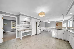 315 Candlestick Rd, North Andover, MA 01845 - Photo 9