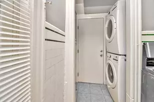 146 Homestead St, Boston, MA 02121 - Photo 11