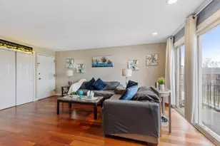 80 Edgelawn Ave, North Andover, MA 01845 - Photo 5