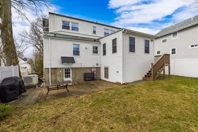 10 Earnshaw St, Boston, MA 02132 - Photo 29