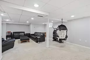 9 Pinewood Ave, Beverly, MA 01915 - Photo 29