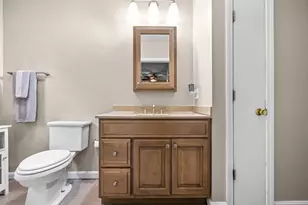 10 Battlemarch Way, Woburn, MA 01801 - Photo 9