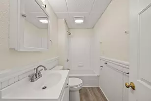 42 1/2 Cabot St, Beverly, MA 01915 - Photo 21