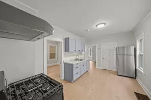 42 1/2 Cabot St, Beverly, MA 01915 - Photo 3