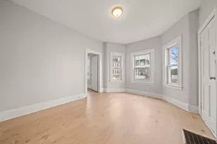 42 1/2 Cabot St, Beverly, MA 01915 - Photo 7