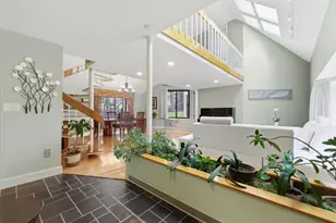 40 Lincoln Cir E, Andover, MA 01810 - Photo 3