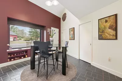 40 Lincoln Cir E, Andover, MA 01810 - Photo 9