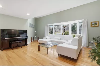 40 Lincoln Cir E, Andover, MA 01810 - Photo 35