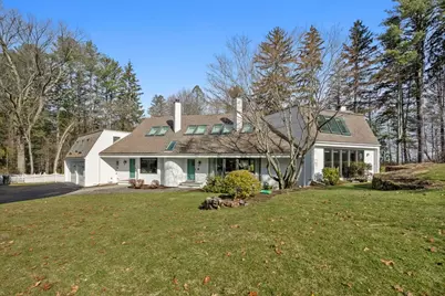 40 Lincoln Cir E, Andover, MA 01810 - Photo 1