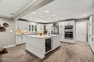 2 Deerberry Ln, Andover, MA 01810 - Photo 9