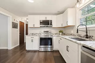 1187 S Precinct St, Taunton, MA 02718 - Photo 13