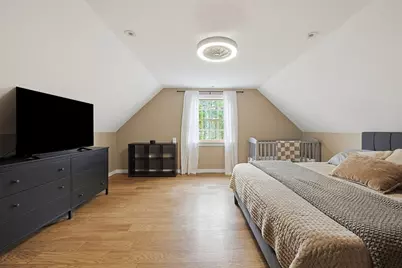 1187 S Precinct St, Taunton, MA 02718 - Photo 17